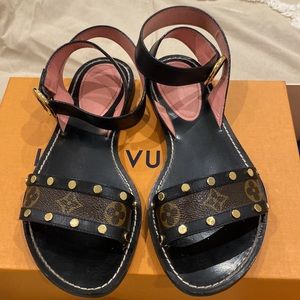 Louis Vuitton silhouette sandals